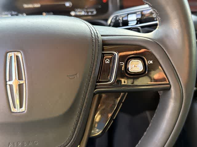 Thumbnail: 2023 Lincoln Aviator - 22