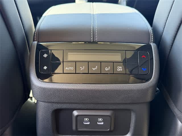 Thumbnail: 2026 INFINITI QX60 - 20