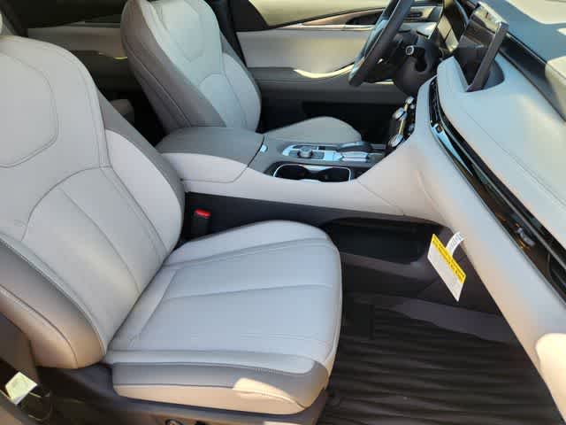 Thumbnail: 2026 INFINITI QX60 - 14