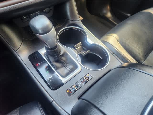 Thumbnail: 2017 Toyota Highlander - 17