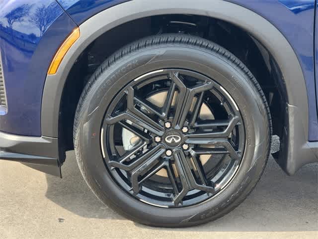 Thumbnail: 2026 INFINITI QX60 - 8