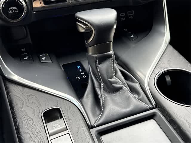 Thumbnail: 2024 Lexus LX - 20