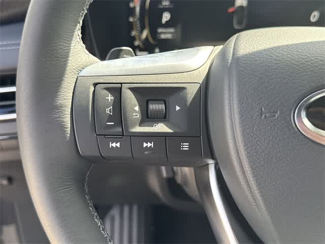 Thumbnail: 2026 INFINITI QX60 - 22