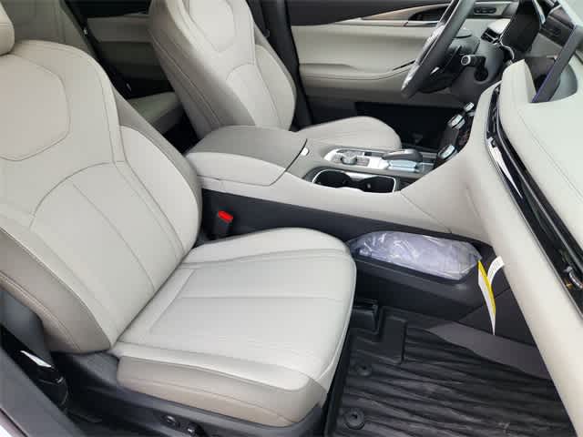 Thumbnail: 2026 INFINITI QX60 - 14