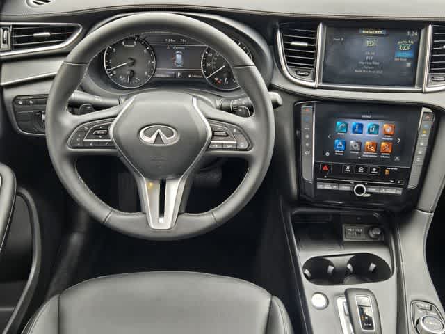 Thumbnail: 2025 INFINITI QX50 - 15