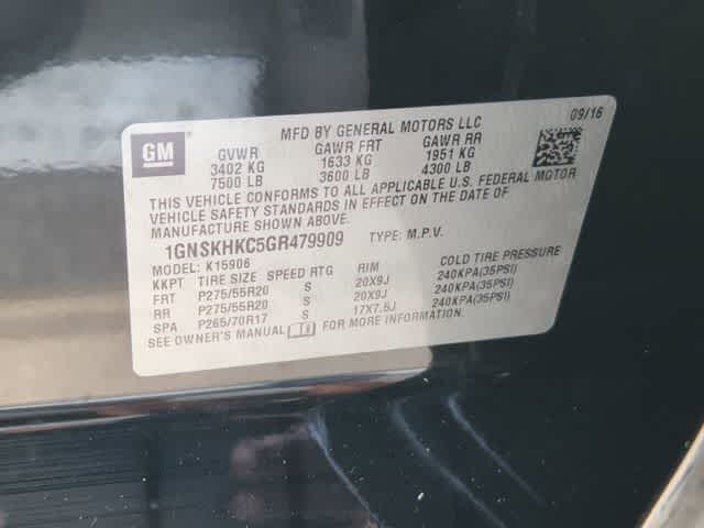 Thumbnail: 2016 Chevrolet Suburban - 21