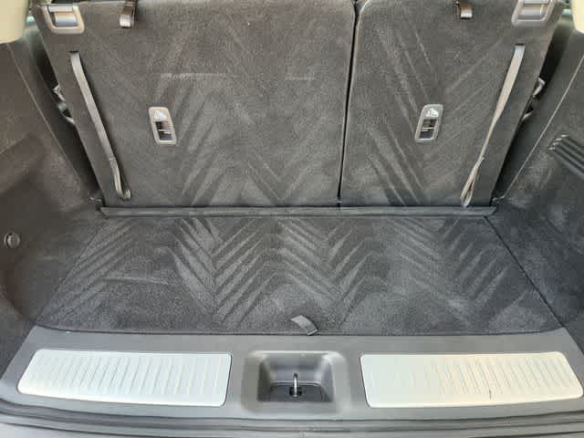 Thumbnail: 2023 INFINITI QX60 - 19