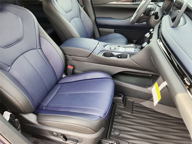 Thumbnail: 2026 INFINITI QX60 - 14