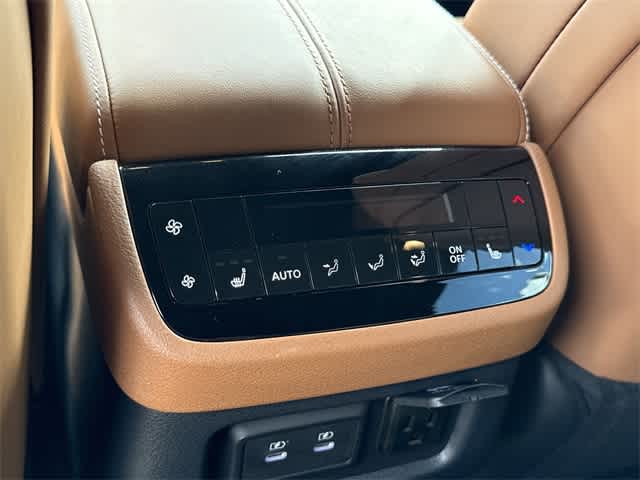 Thumbnail: 2026 INFINITI QX60 - 22