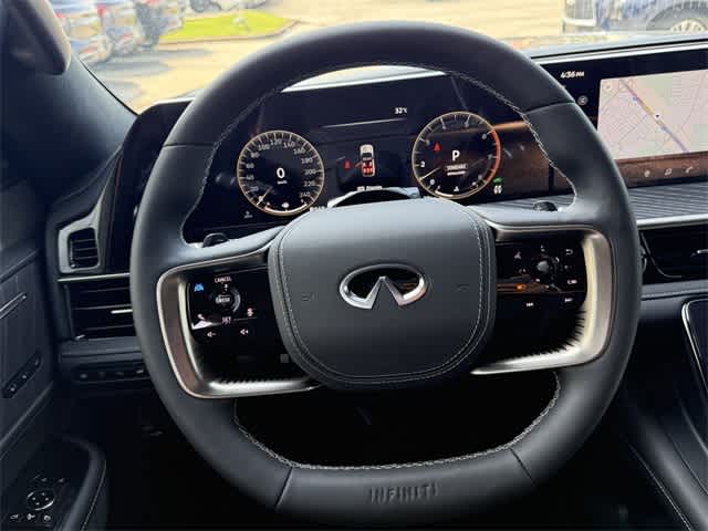Thumbnail: 2025 INFINITI QX80 - 16