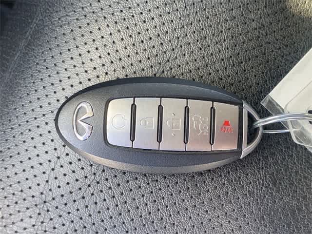 Thumbnail: 2018 INFINITI QX80 - 19