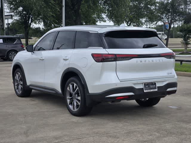 Thumbnail: 2026 INFINITI QX60 - 4