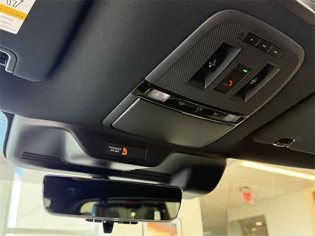 Thumbnail: 2026 INFINITI QX80 - 25