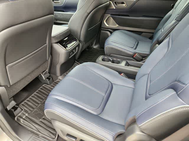 Thumbnail: 2026 INFINITI QX80 - 12