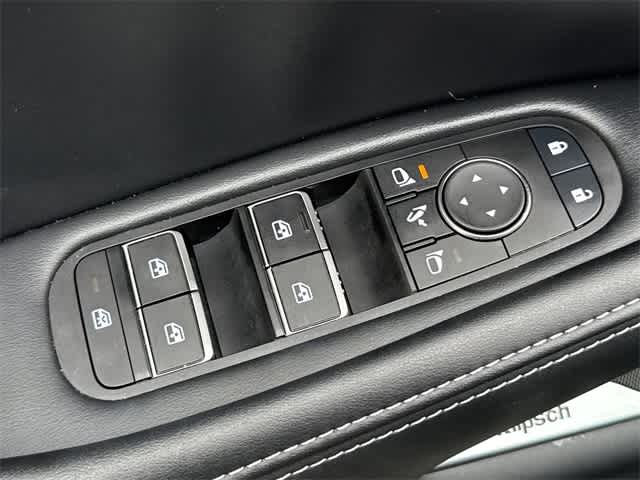 Thumbnail: 2026 INFINITI QX60 - 9