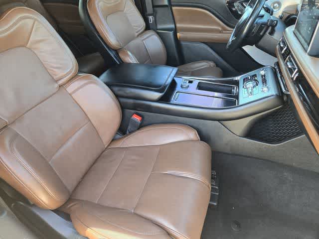 Thumbnail: 2023 Lincoln Aviator - 14