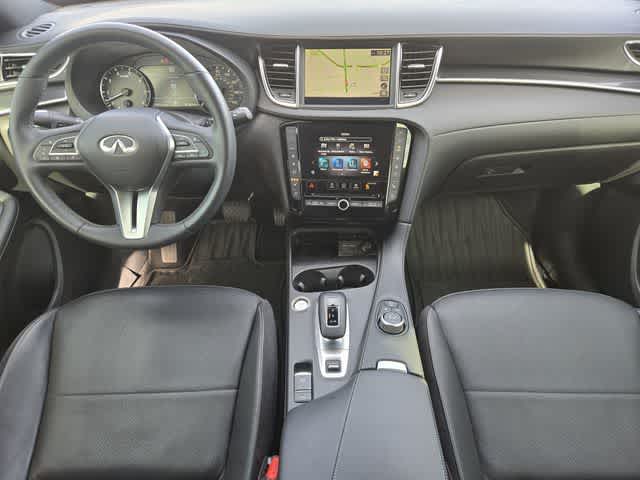 Thumbnail: 2025 INFINITI QX50 - 10