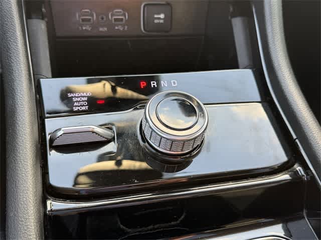 Thumbnail: 2023 Jeep Grand Cherokee - 19