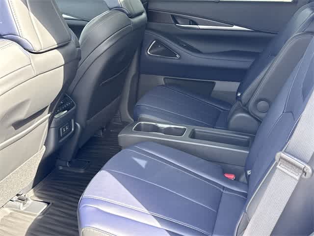 Thumbnail: 2026 INFINITI QX60 - 13