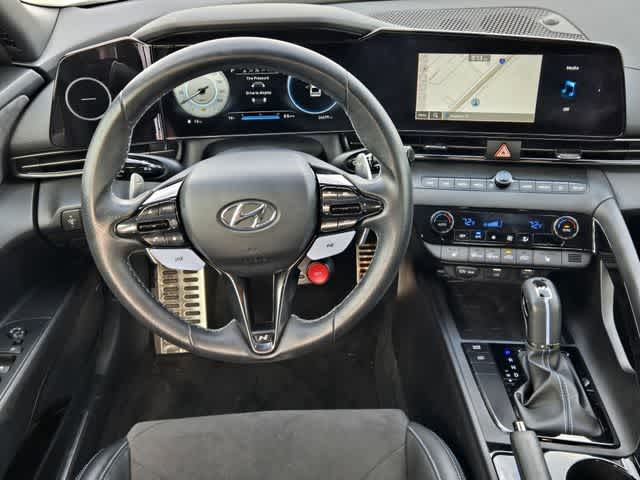 Thumbnail: 2022 Hyundai Elantra - 15