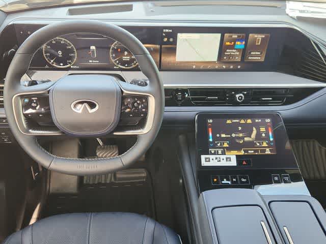Thumbnail: 2026 INFINITI QX80 - 16