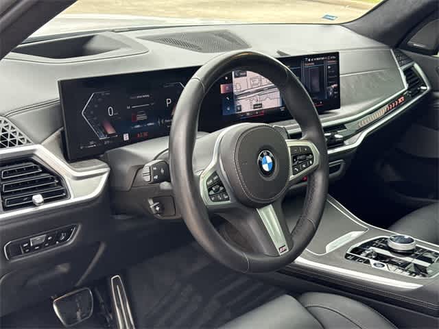 Thumbnail: 2023 BMW X7 - 11