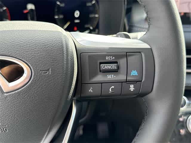 Thumbnail: 2026 INFINITI QX60 - 21