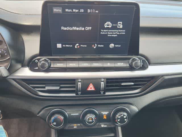 Thumbnail: 2023 Kia Forte - 16