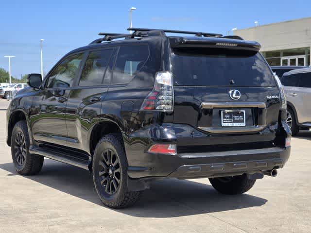 Thumbnail: 2023 Lexus GX - 4