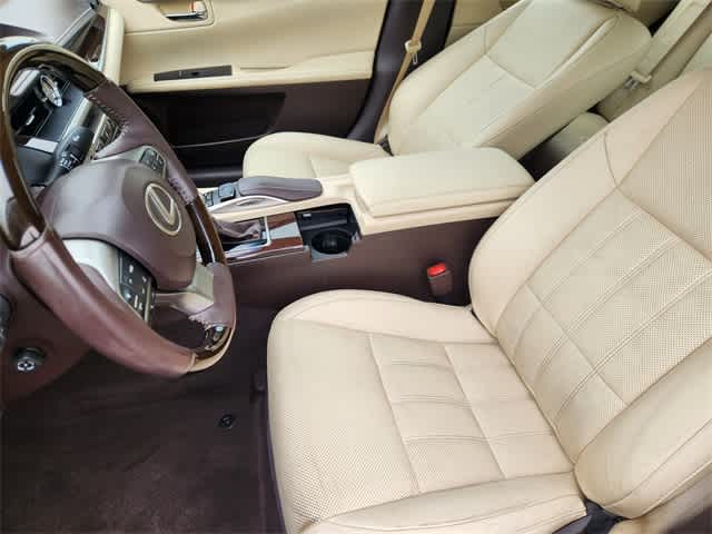 Thumbnail: 2016 Lexus ES - 11