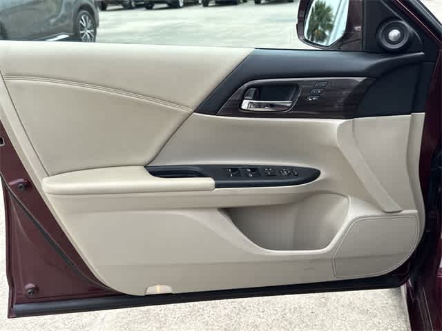 Thumbnail: 2016 Honda Accord - 8