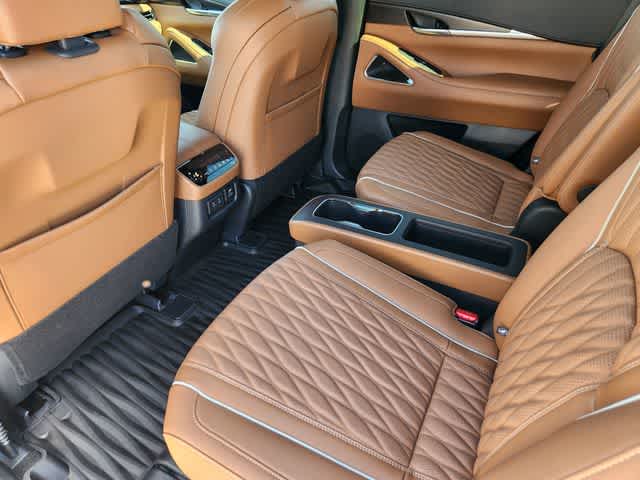 Thumbnail: 2026 INFINITI QX60 - 12