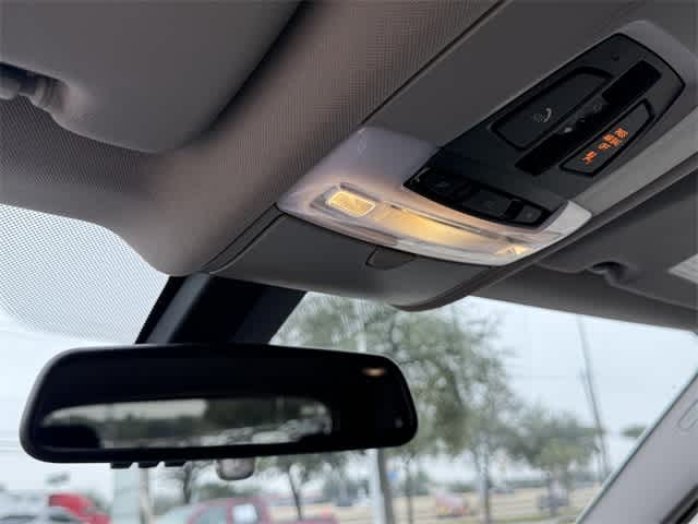 Thumbnail: 2015 BMW X5 - 23