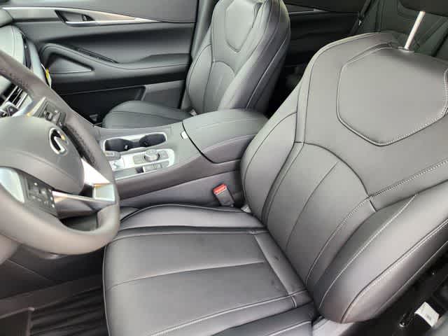 Thumbnail: 2026 INFINITI QX60 - 11