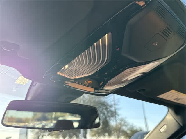 Thumbnail: 2019 BMW 3 Series - 23