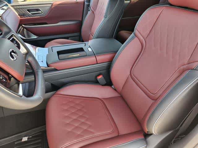 Thumbnail: 2026 INFINITI QX80 - 11