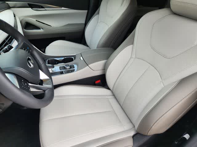 Thumbnail: 2026 INFINITI QX60 - 11