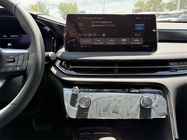 Thumbnail: 2026 INFINITI QX60 - 18