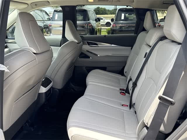 Thumbnail: 2026 INFINITI QX60 - 13