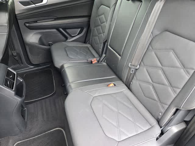 Thumbnail: 2024 Volkswagen Atlas - 13