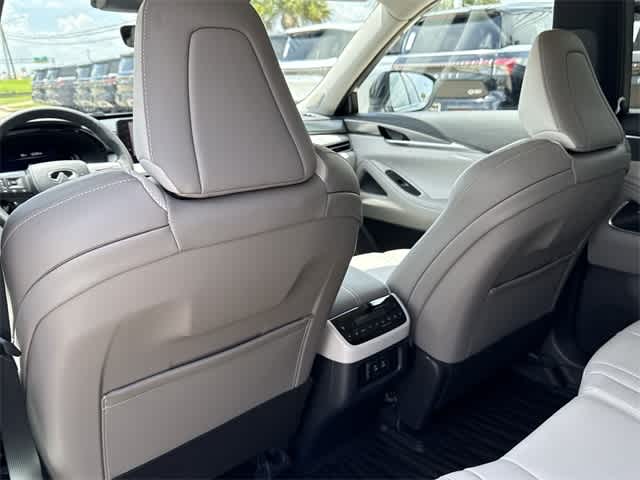 Thumbnail: 2026 INFINITI QX60 - 14