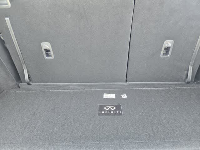 Thumbnail: 2026 INFINITI QX60 - 19