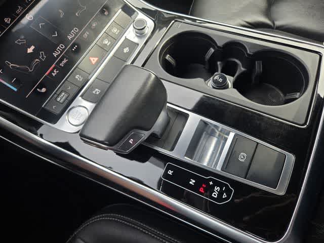 Thumbnail: 2019 Audi Q8 - 19