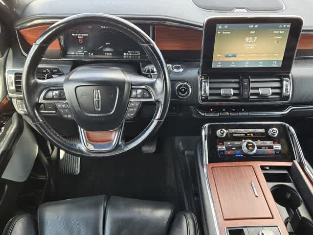 Thumbnail: 2021 Lincoln Navigator - 14