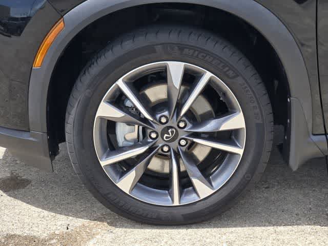 Thumbnail: 2023 INFINITI QX60 - 8