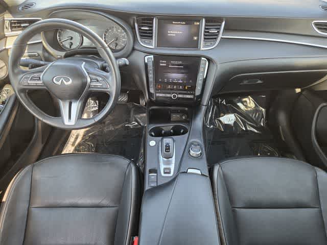 Thumbnail: 2023 INFINITI QX50 - 10