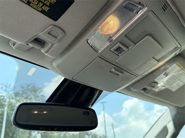 Thumbnail: 2020 Toyota Tundra - 21