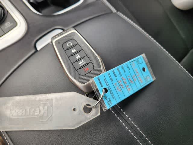 Thumbnail: 2026 INFINITI QX60 - 20