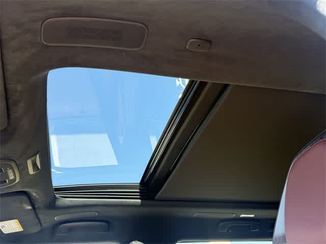 Thumbnail: 2026 INFINITI QX80 - 28