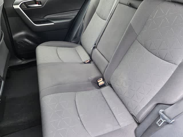 Thumbnail: 2021 Toyota RAV4 - 10